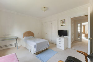 Photo 14- click for photo gallery